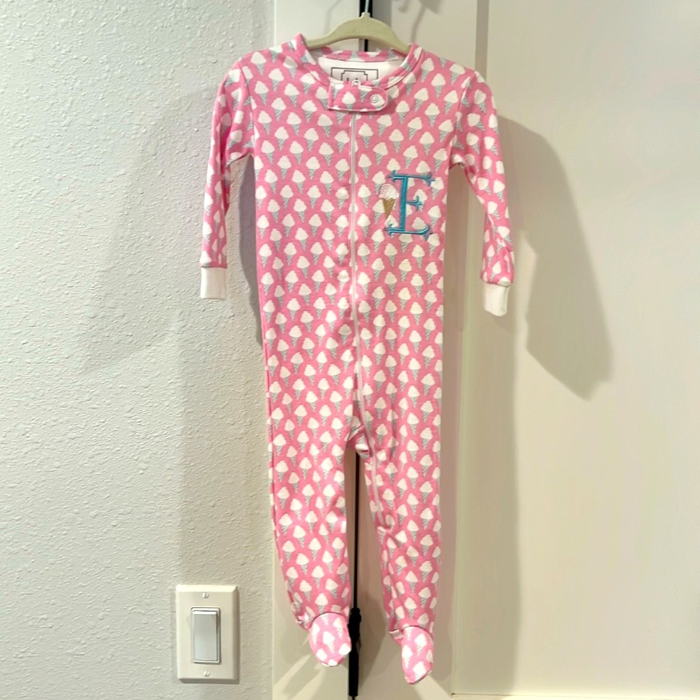 NWT Lila and Hayes embroidered footie pjs